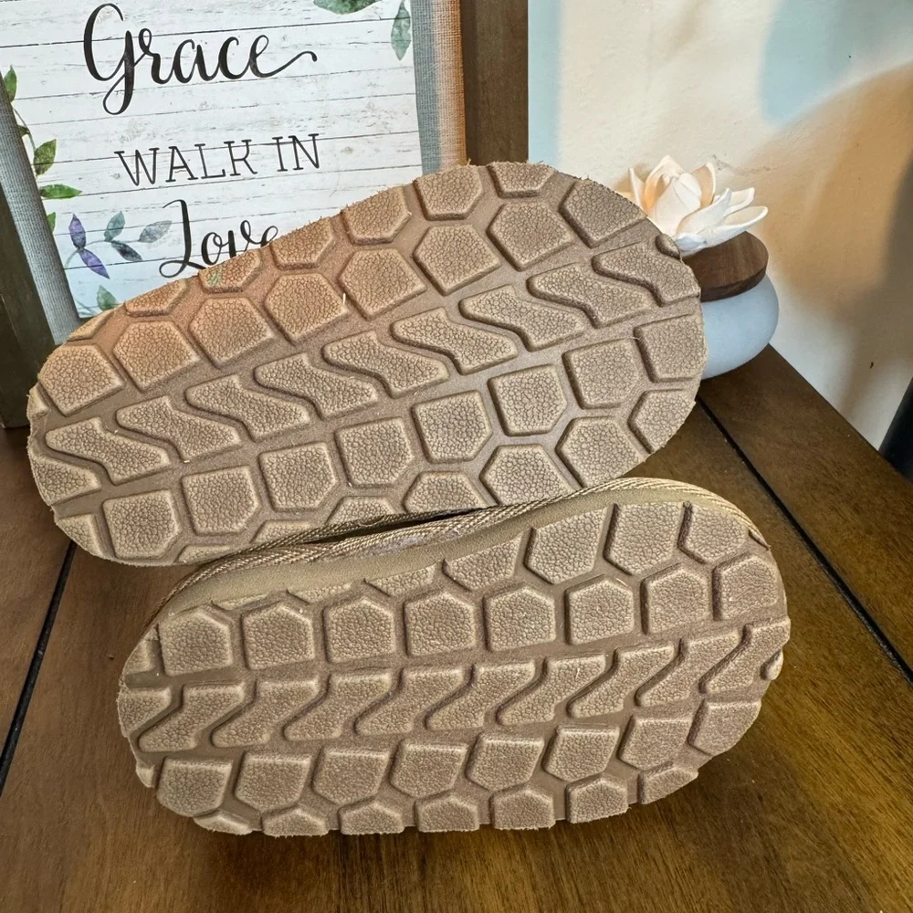 GAP Tan Suede Baby Booties/Size 5